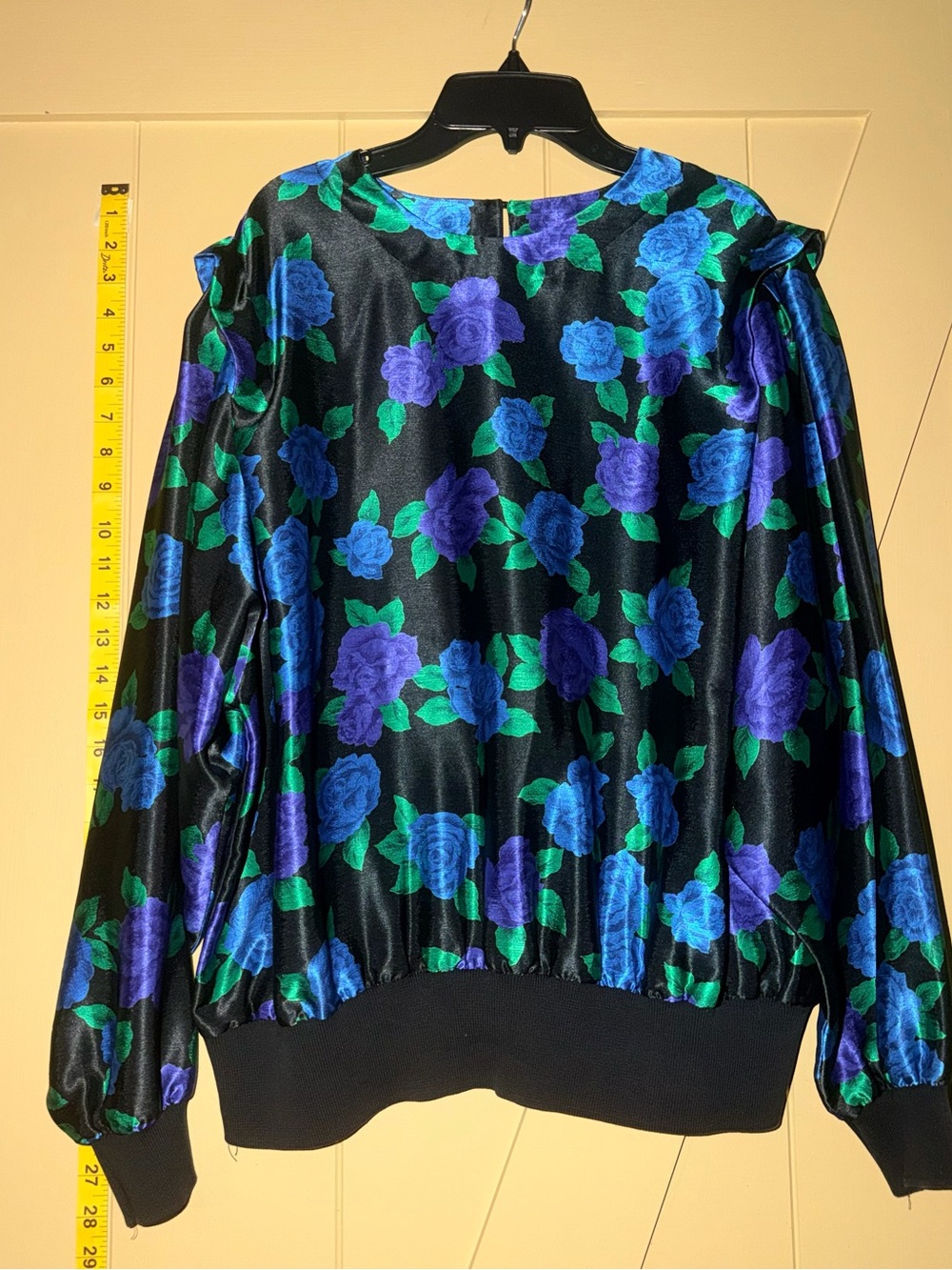 Simply Styled Floral Blouse Women’s Size L Black Blue Purple Green Long Sleeve